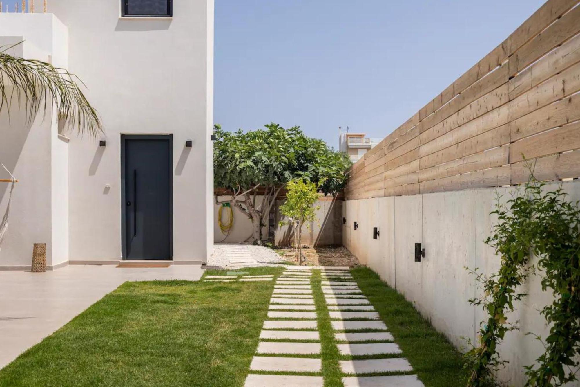 Villa Kala Loutraki - Private Pool & Sauna I Beach Exterior photo